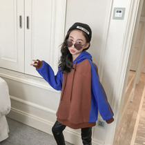 Small second class girls sweater plus velvet thickened middle-aged childrens fashionable loose hooded childrens clothing childrens autumn and winter tops
