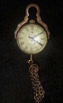 Antiques and Miscellaneous Brass Crystal Fans Western Clock Small Wall Clock Mechanical Clock European Retro Supplies Collection