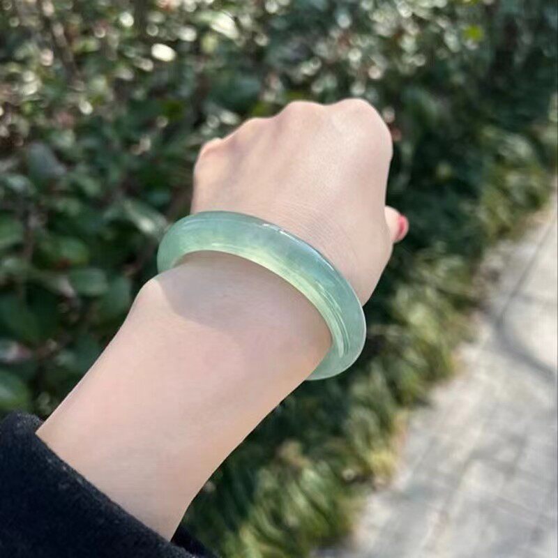 Myanmar natural emerald bracelet ice glutinous seed clear water floating A cargo woman with high ice positive ring jade bracelet