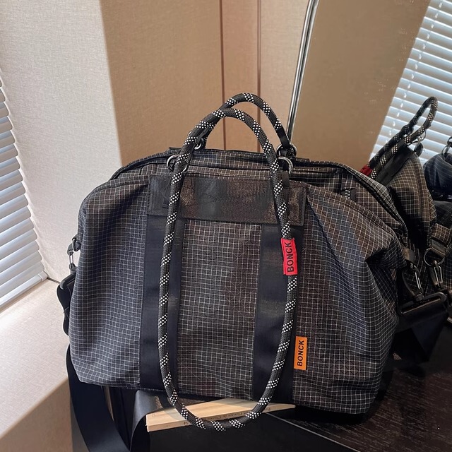 Japanese-Style Climbing Rope Large-Capacity Bag with Dry and Wet Separation, Sports Fitness Bag, Outdoor Waterproof Hand-Held Crossbody Travel Bag
