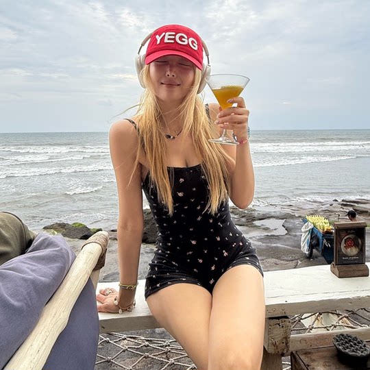 New Sexy Floral Print One-Piece Swimsuit for Women, Summer Low-Cut Strapless Slim-Fit Bodycon Vacation Swimwear