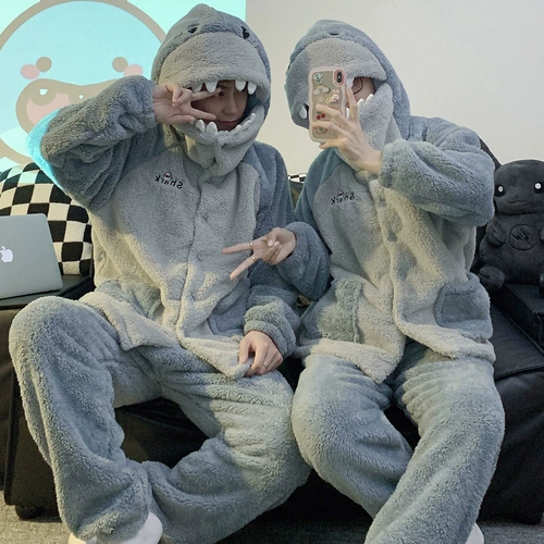 Коралловая бархатная акула, пижама для влюбленных, демисезонный комплект, популярно в интернете, коллекция 2023, увеличенная толщина