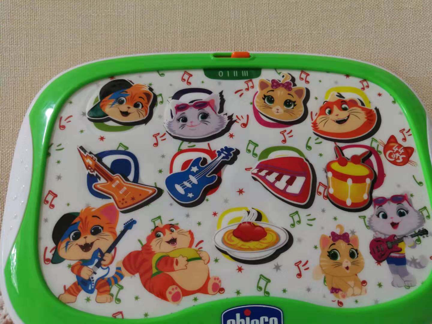 Chicco Children's Small Tablet Baby 1-2-3 Years Old Educational Music Toys