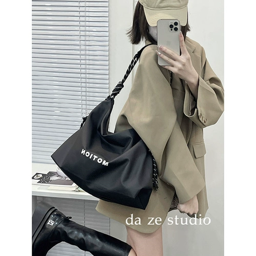 Сумка через плечо, демисезонная вместительная и большая сумка на одно плечо, универсальный черный шоппер для отдыха