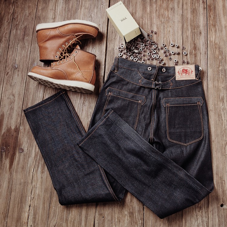 red wind denim