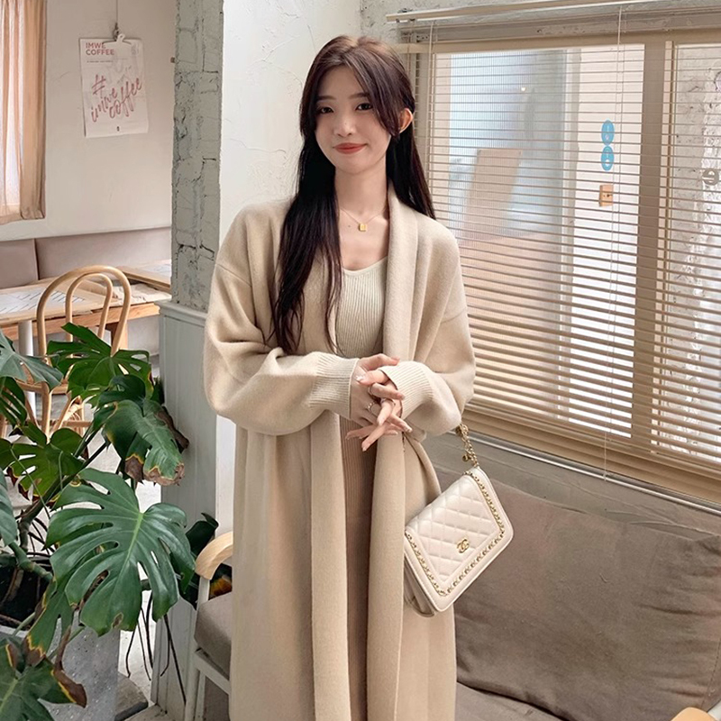 Casual Style Knitted Cardigan for Women, Long Outerwear for Autumn and Winter, 2026 New High-End Bathrobe-Style Over-The-Knee Sweater Coat Casual Style Knitted Cardigan for Women, Long Outerwear for Autumn and Winter, 2026 New High-End Bathrobe-Style Over-The-Knee Sweater Coat