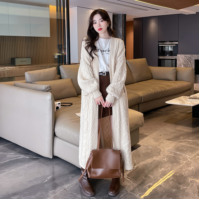 2025 Spring and Autumn New Korean Style Lazy Long Sweater Coat for Women, Loose Fit, Slimming, Versatile Cable Knit Cardigan