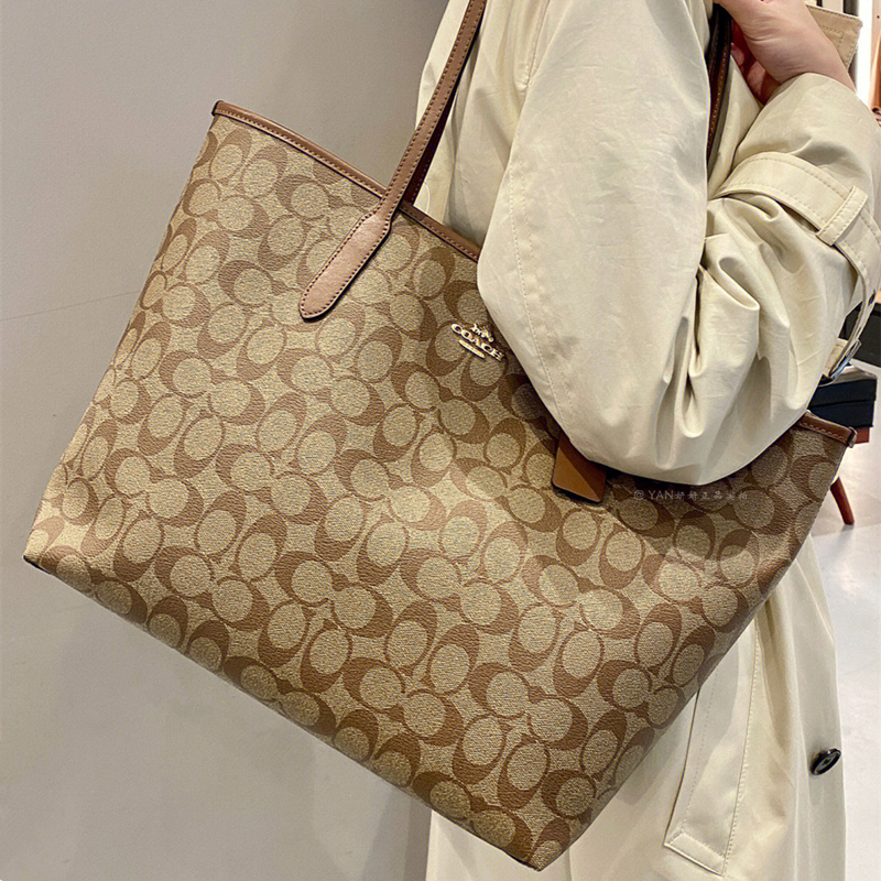 Yanyan Guo Xian Coach City33 Single-Shoulder Open-Top Large-Capacity Milk Tea Tote Mommy Bag Women's Bag Laptop Bag