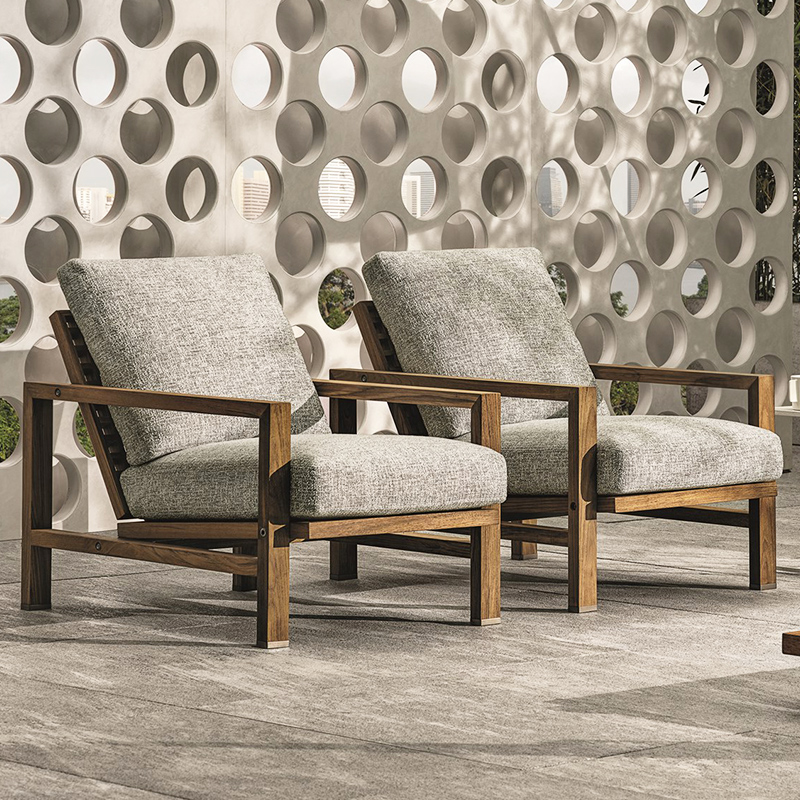 High-end outdoor teak single sofa designer solid wood balcony sofa outdoor courtyard terrace leisure sofa chair