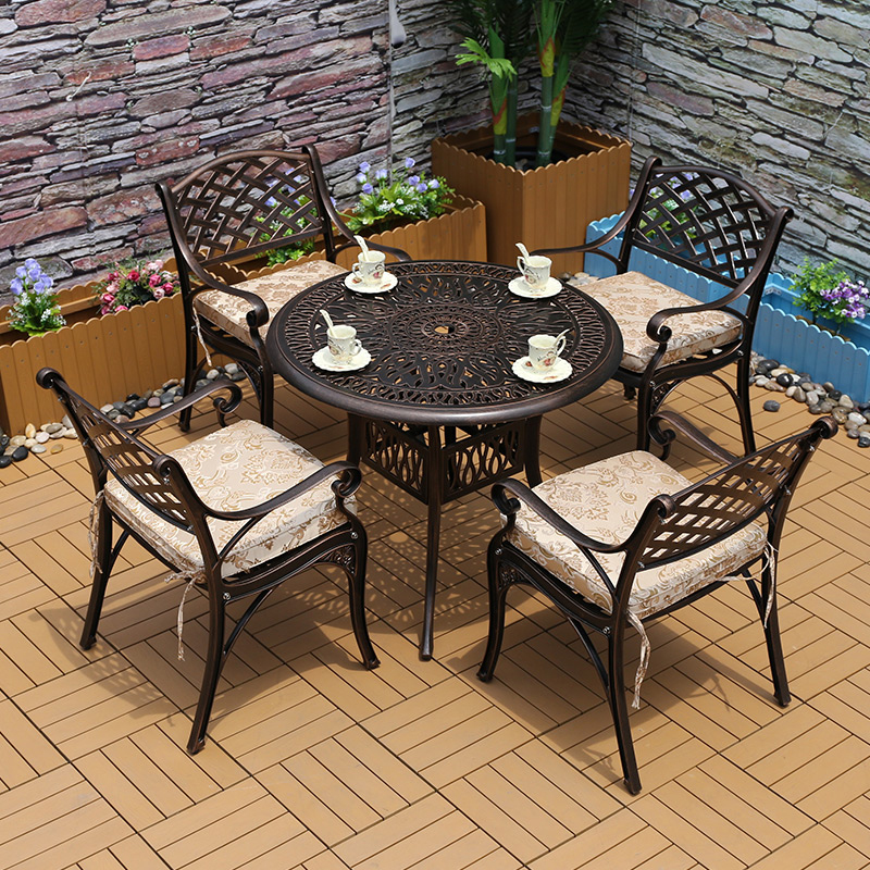 Outdoor furniture Courtyard Terrace cast aluminum table and chairs Combined Nordic balcony Leisure tea table outdoor garden table and chairs