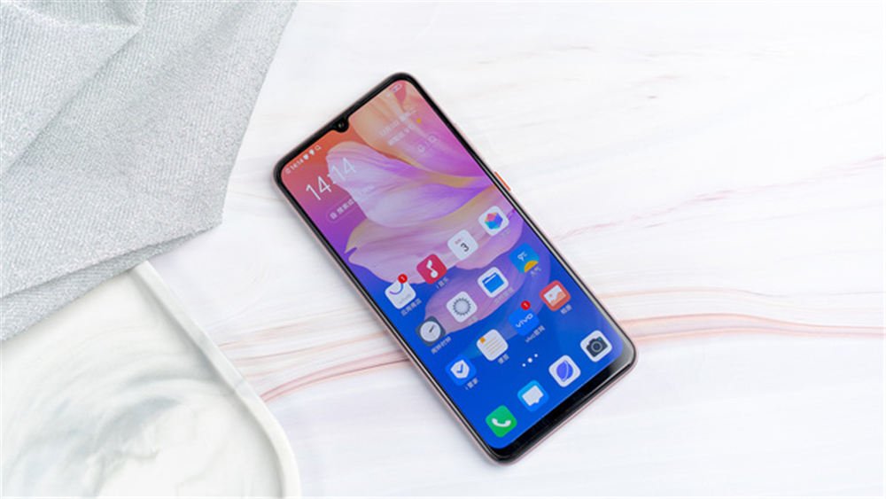 vivo Y9s天猫开售，支持一年免息