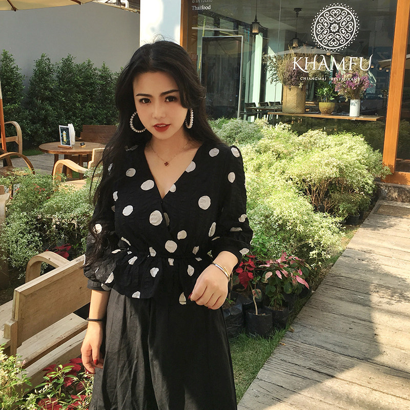 Free small size black and white polka dot retro three-quarter sleeve top cross V-neck elastic waist thin shirt small 150