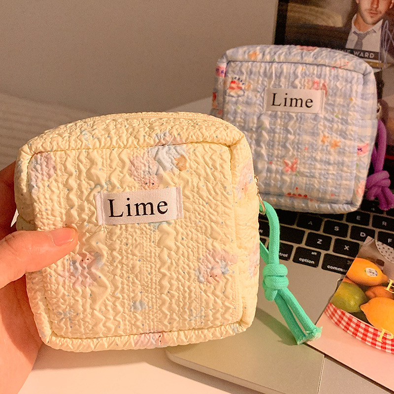 Cute Bear Sanitary Pad Storage Bag, Large Capacity Menstrual Pad Bag, Portable Small Miscellaneous Storage Bag for Students