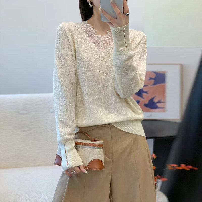 2026 Early Autumn New Lace Trim V-Neck Knitted Base Shirt for Women, Long-Sleeve Slim-Fit Pullover Sweater, Loose Top 2026 Early Autumn New Lace Trim V-Neck Knitted Base Shirt for Women, Long-Sleeve Slim-Fit Pullover Sweater, Loose Top