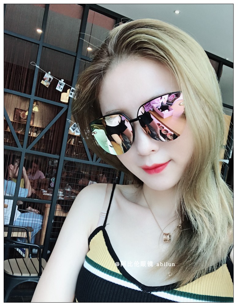 Kính mèo phẳng kính thời trang hào phóng cá tính phân cực kính mát đường phố chụp xu hướng kính phản quang nữ châu Âu và Mỹ kính chống tia uv