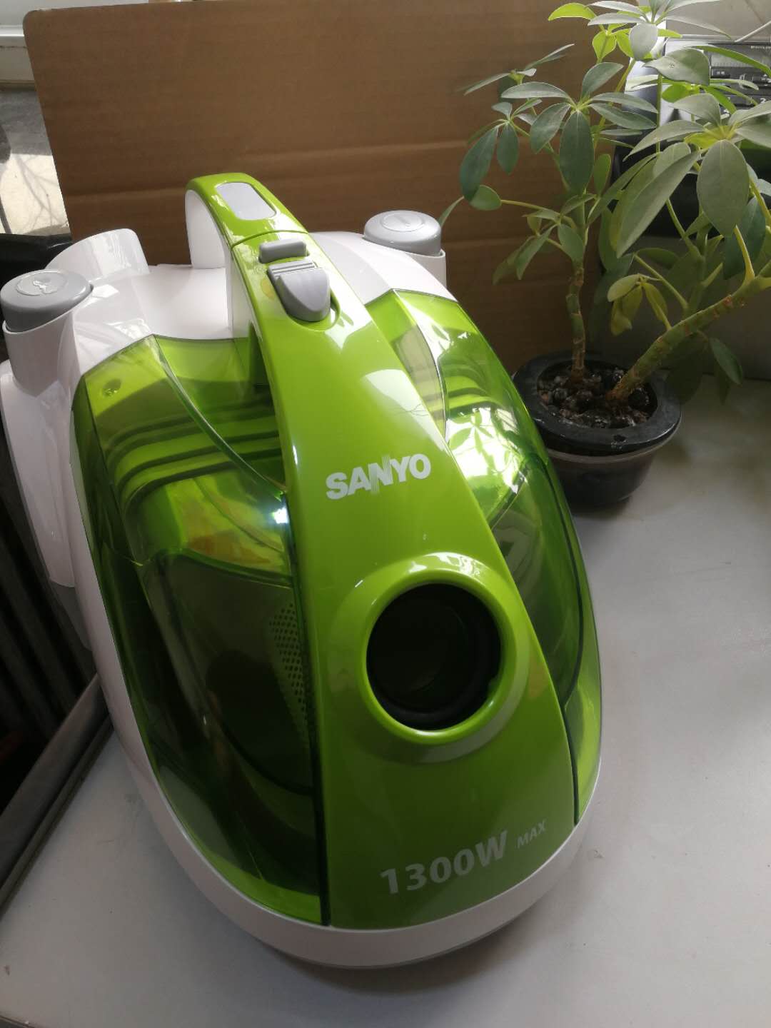 máy hút thổi bụi Máy hút bụi Sanyo SANYO chính hãng máy hút bụi ngang chính hãng C-251-1G bảo hành một năm - Máy hút bụi