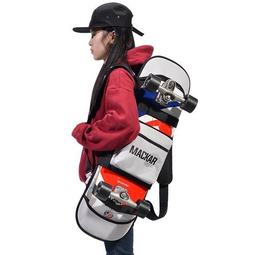 Оригинальный универсальный скейтборд на четырех колесах подходит для мужчин и женщин с фарой, надевается на плечо