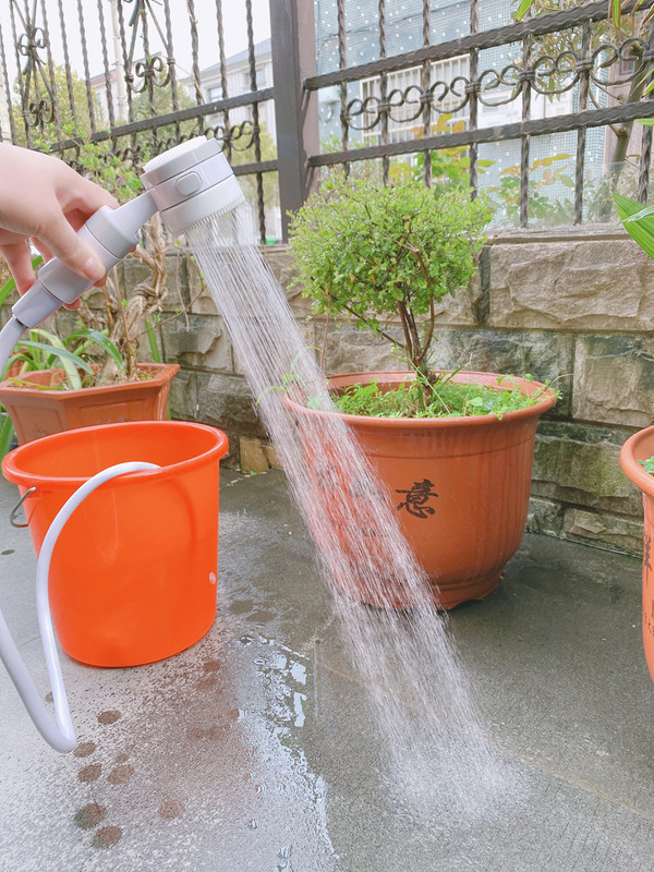 Ruikang Outdoor Rechargeable Shower Portable Mobile Showerhead Split Pump Shower Bath Gadget Type-C Charging