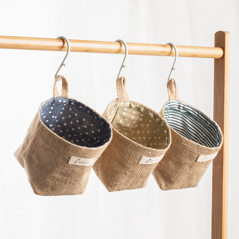 Hanging bag wall hanging dormitory bed mini burlap bag on the bedside bedside mobile phone door back storage bag