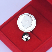 Mao Zedongs portrait brooch brooch badge 99 sterling silver red era Mao Zedongs head commemorative medal pure silver tooth-shaped badge