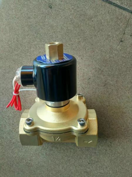 Solenoid valve for solenoid valve water steam stainless steel solenoid valve