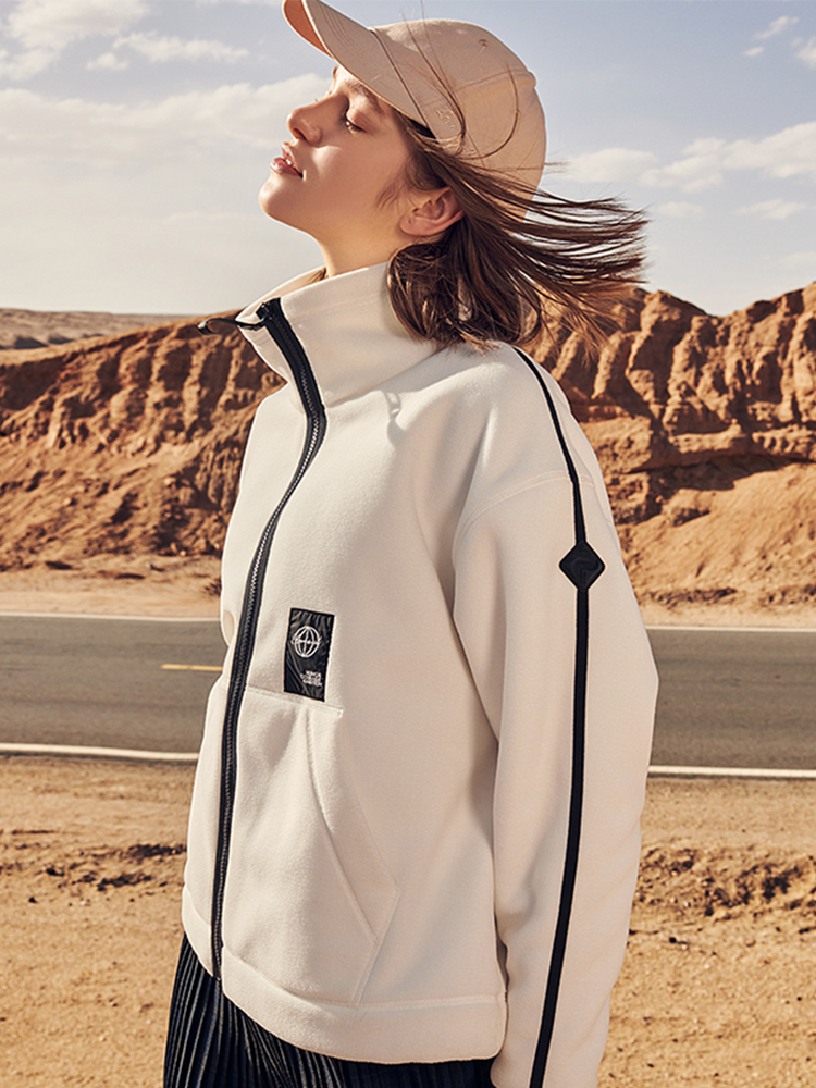 Pelliot 伯希和 时尚抓绒外套 淘宝优惠券折后￥189包邮（￥268-80）男、女多色可选