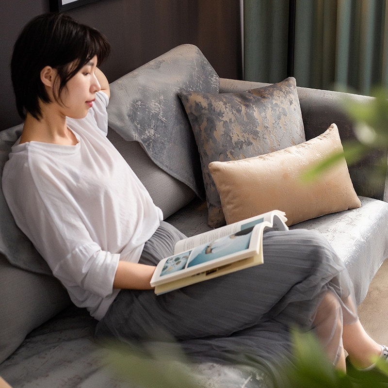 Light and luxurious wind bronzed sofa cushion all season universal upscale non-slip cover cloth minimalist Nordic leather sofa cushion cover scarves