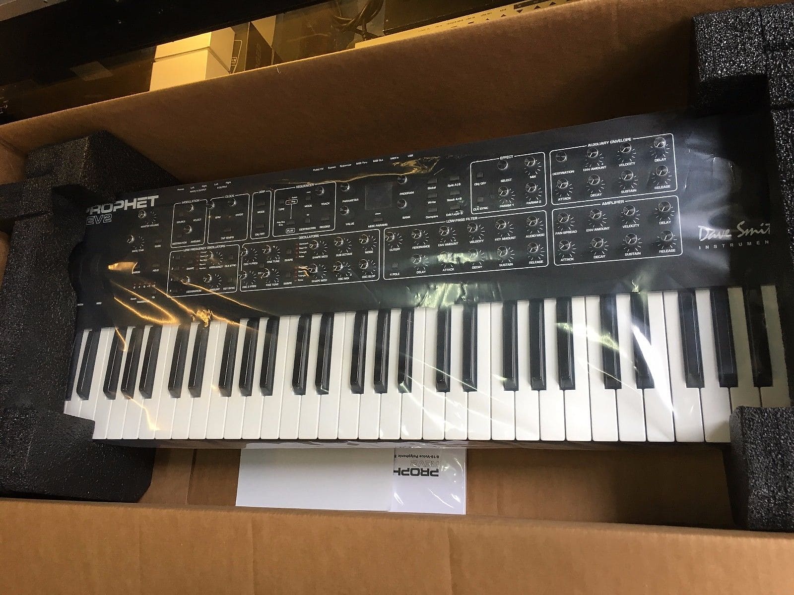 Dave Smith Prophet16 Rev2 Sequential analog synthesizer
