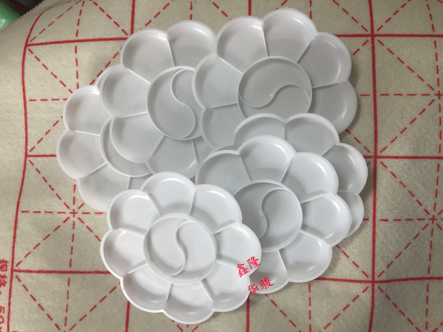 Palette 10 grids of plum blossom paint palette full of 10