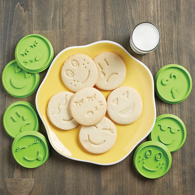 Emoji Cookie Knife Diy Smiley Face Cut Cake Decoration Tool Embossed Cookie Mold