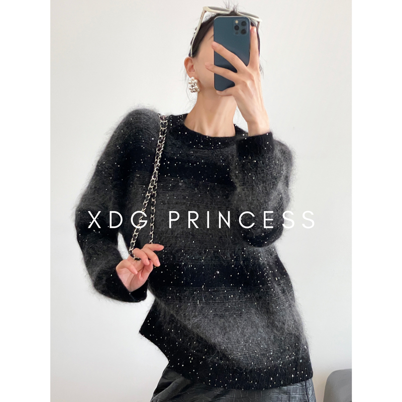 淡彩调色中的诗意针织艺术：马海毛毛衣新风尚