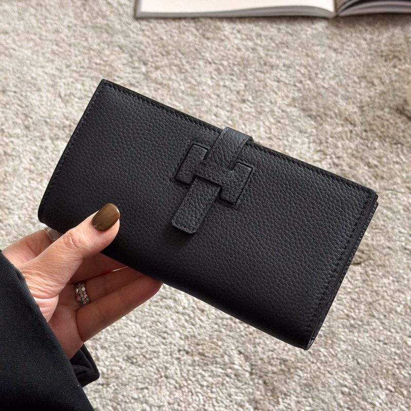 Long Wallet for Women, European and American Style, Ep Cowhide, Simple Drawstring Design, Genuine Leather Wallet with Multiple Card Slots, Large Capacity, Id Holder