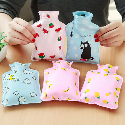 Small hot water bag with water to warm the stomach, warm water bag, hand warmer baby girl student to apply the belly cute plush hot compress silicone