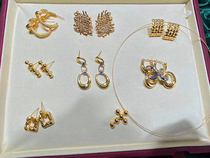 Italy 18K gold double color inlaid Song Huiqiao same style in scrub finished hardgold gold editing female