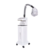 Белая одиночная машина по уходу