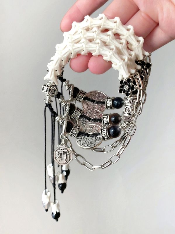 Snake Bone Bracelet Series Collection · [Tianwu] [the Fox Gets Its Tail Wet] Niche New Chinese Style Alloy Bracelet