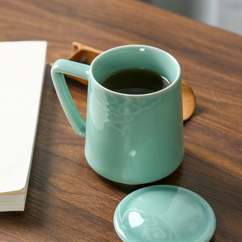 High-end ceramic with covered cup of ceramic cloud cup with cup of simple creative big office cup personality water cup