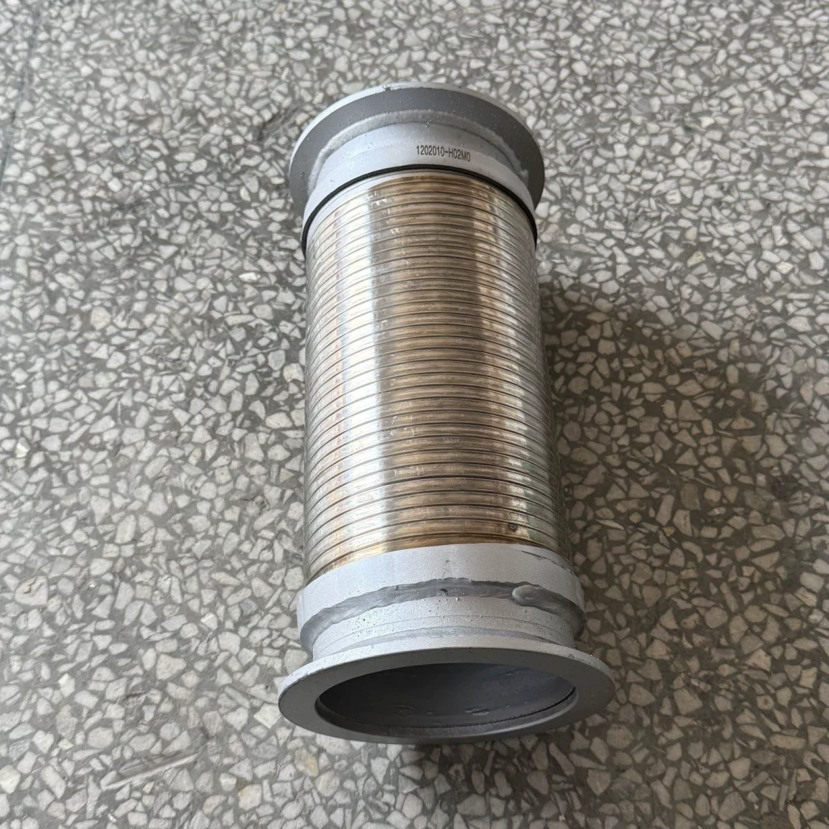 Original Dongfeng Tianlong flagship 560 silencer exhaust pipe metal corrugated hose assembly 1202010-H02M0