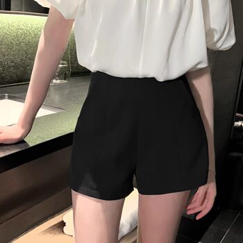Hollin Black Versatile Suit Shorts for Women 2025 Summer New Slim Fashion High Waist Wide Leg Pants for Women