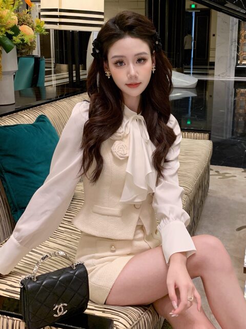 Hollinna French Ruffle Collar Satin Long-Sleeved Shirt for Women Spring & Fall 2025 Design High-End Palace Style Shirt