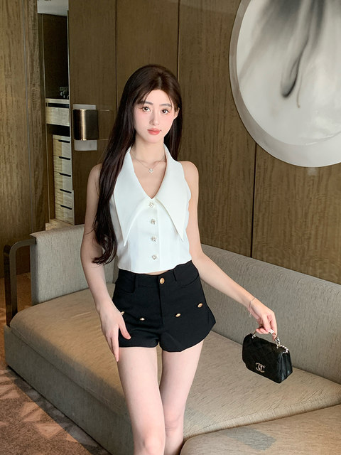 Hollin Sleeveless V Neck Short Vest for Women Summer 2025 New Original Design Accessible Luxury High-End Versatile Top