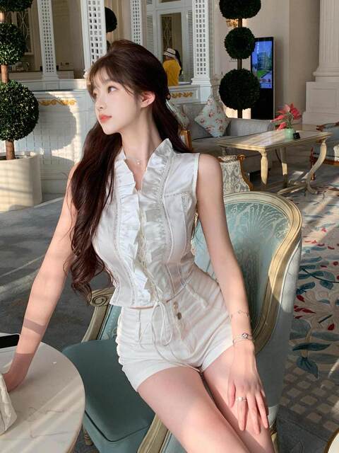 Hollinna Ruffled Sleeveless Shirt for Women, Summer 2025 New Design, Niche Style, Elegant Short Shirt Top