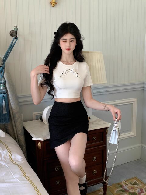 Hollin Short-Sleeved Cotton T-Shirt for Women Summer 2025 New Style Bow Fashionable Breast-Revealing Waist Versatile Short Top