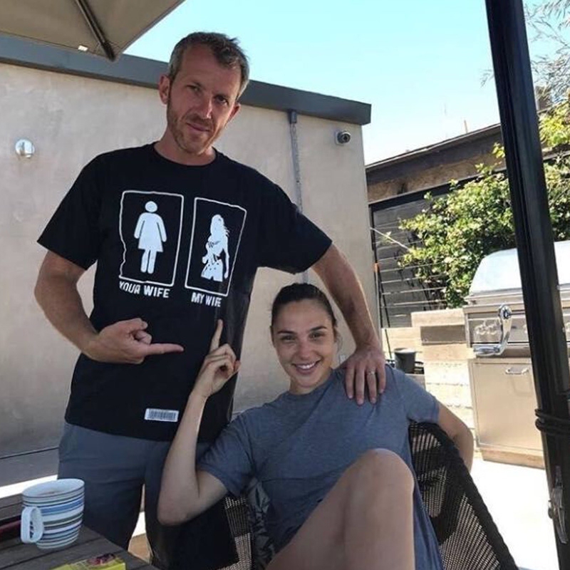 2021 Gal Gadot Wonder Woman Husband's Same Style Justice League My Wife Your Wife Short Sleeve T-Shirt 2021 Gal Gadot Wonder Woman Husband's Same Style Justice League My Wife Your Wife Short Sleeve T-Shirt