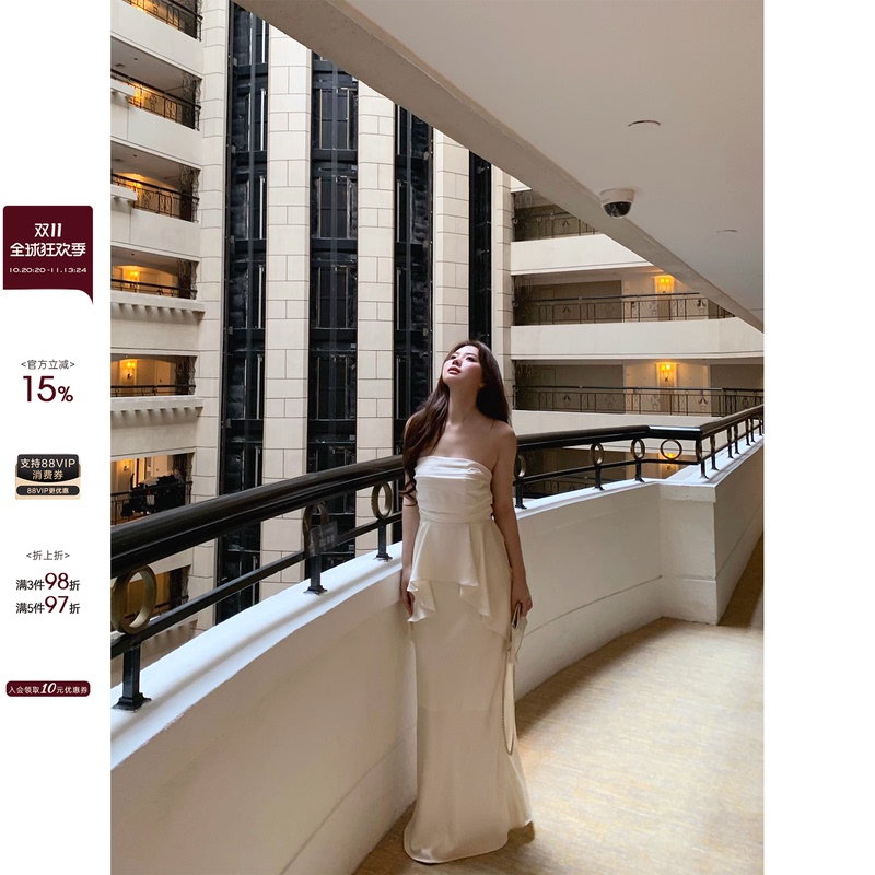 Ono Spicy Xyxy "Clear Realm" Slightly Chubby Girl Pleated Waist-Cinching Strapless Bodycon Skirt Birthday Dress Set Ono Spicy Xyxy "Clear Realm" Slightly Chubby Girl Pleated Waist-Cinching Strapless Bodycon Skirt Birthday Dress Set