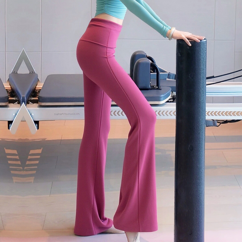 Super Stylish Fitness Pants with Butt-Lifting, High-Waisted, Flared Yoga Leggings, Stunning and Suitable for Wearing Outside, Training and Sports Set for Autumn and Winter