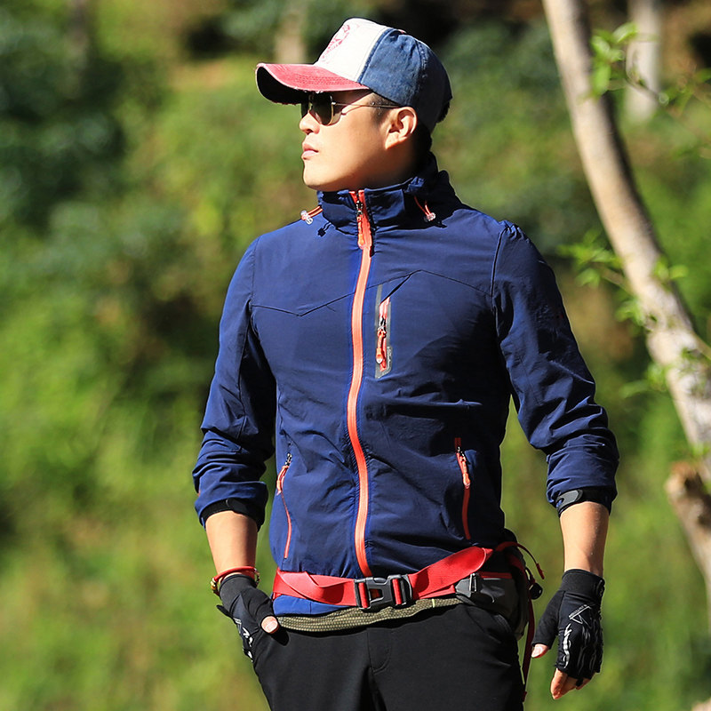 Outdoor New Pint Male style Monolayer Assault-proof Water-permeable and abrasion-proof Mountaineering Self-driving Leisure Jacket