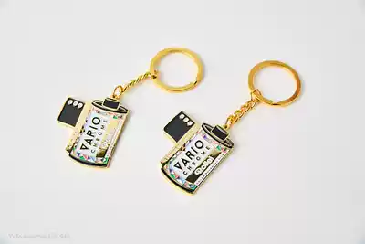 (Those films) out of stock shop produce Lulas cassette metal paint keychain retro