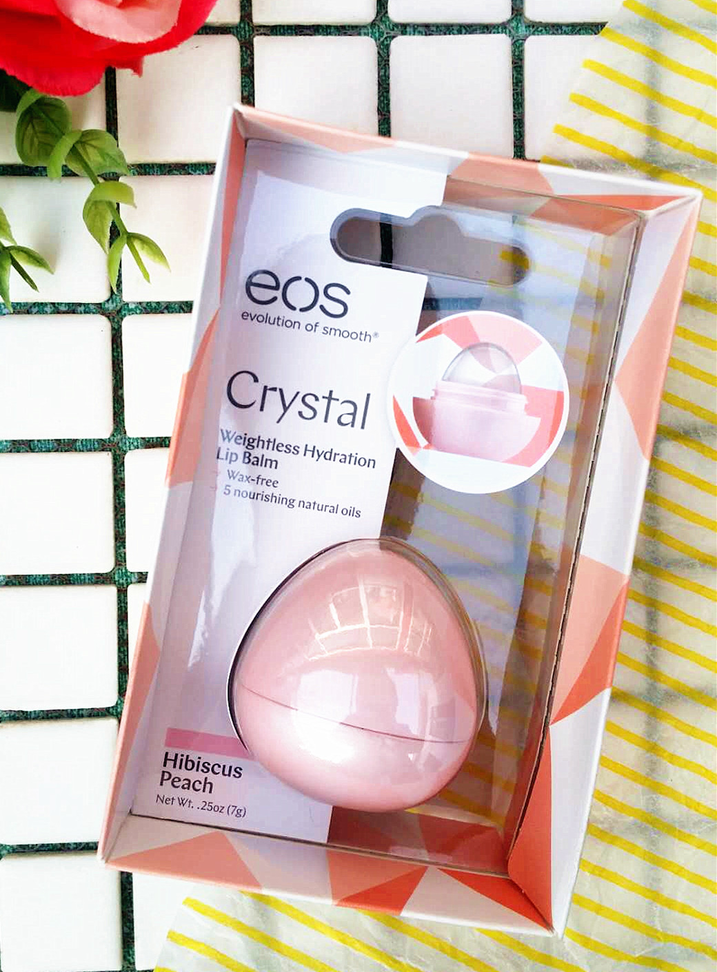 Son dưỡng ban đầu của Mỹ pha lê EOS 7g dưỡng ẩm hibiscus đào vani phong lan Authentic - Son môi son collagen