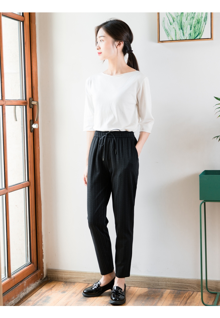 2018 mùa thu mới nghệ thuật đa năng uốn xoăn cổ tay áo len đơn giản chạm đáy áo len nữ mỏng đầu áo len nữ